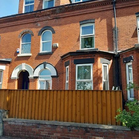 Monarch House Otel Manchester Dış mekan fotoğraf