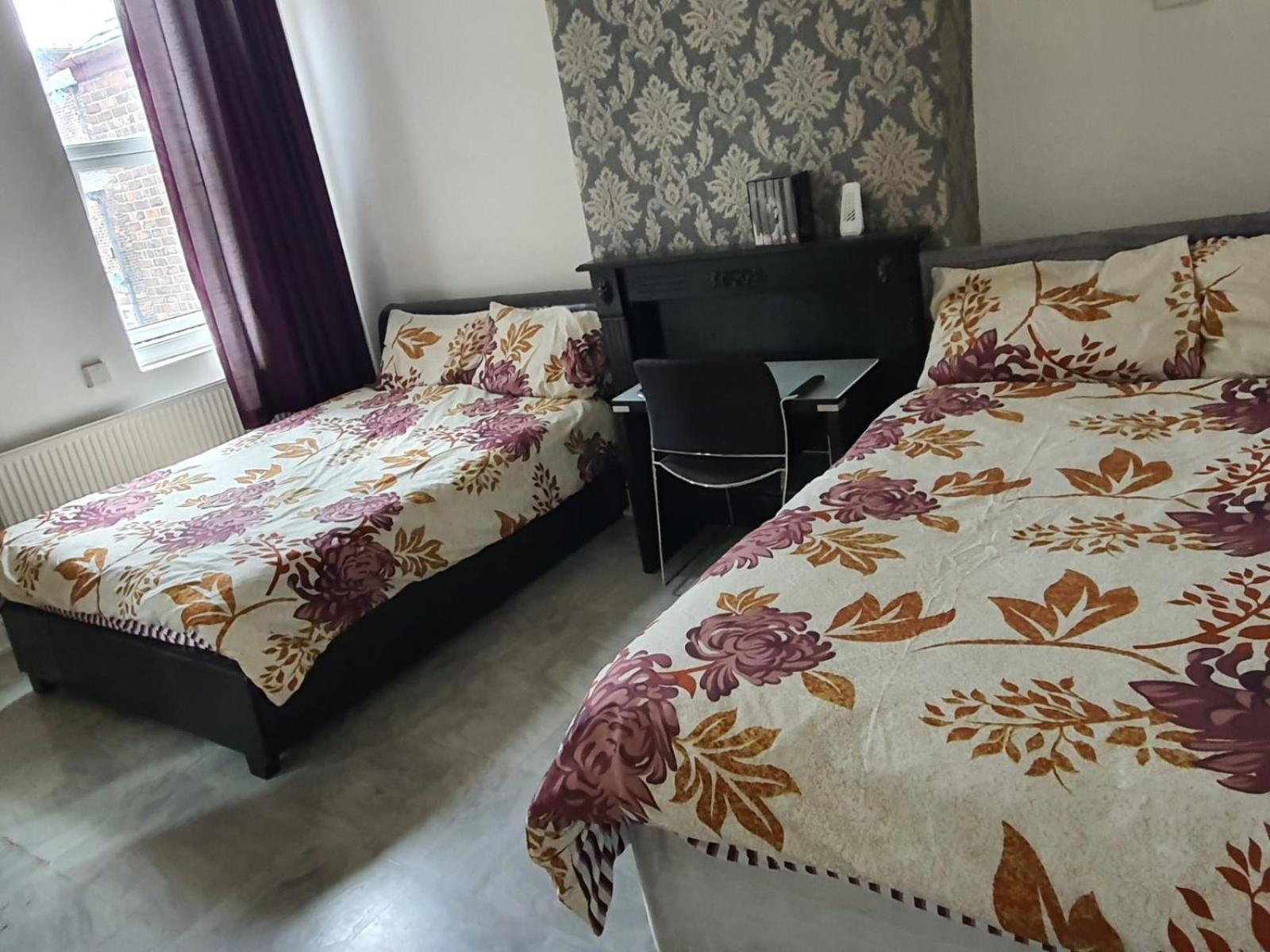 Monarch House Otel Manchester Dış mekan fotoğraf
